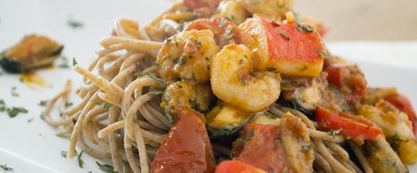 pasta met zeevruchten en groenten pasta met zeevruchten en groenten